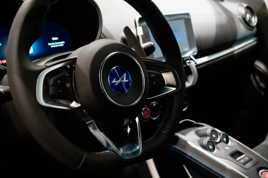 Fotografía de marca Alpine-Renault. MAC Estudio